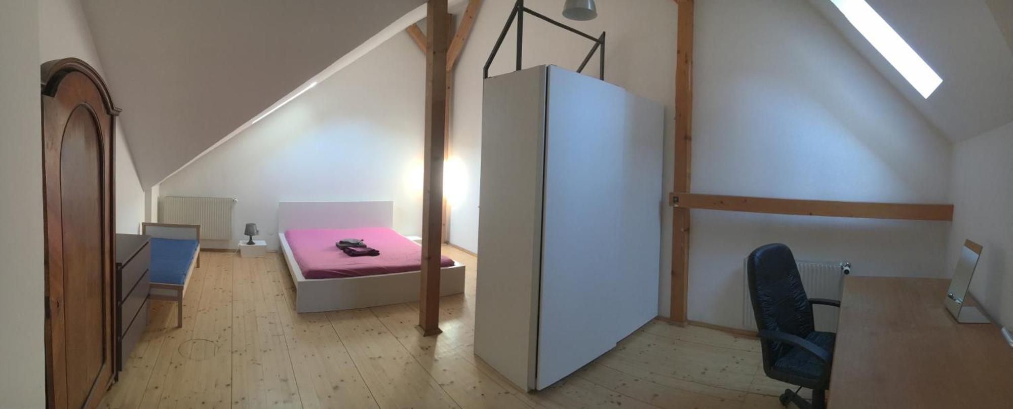 Dachapartment Mit 2 Schlafzimmern Graz Luaran gambar